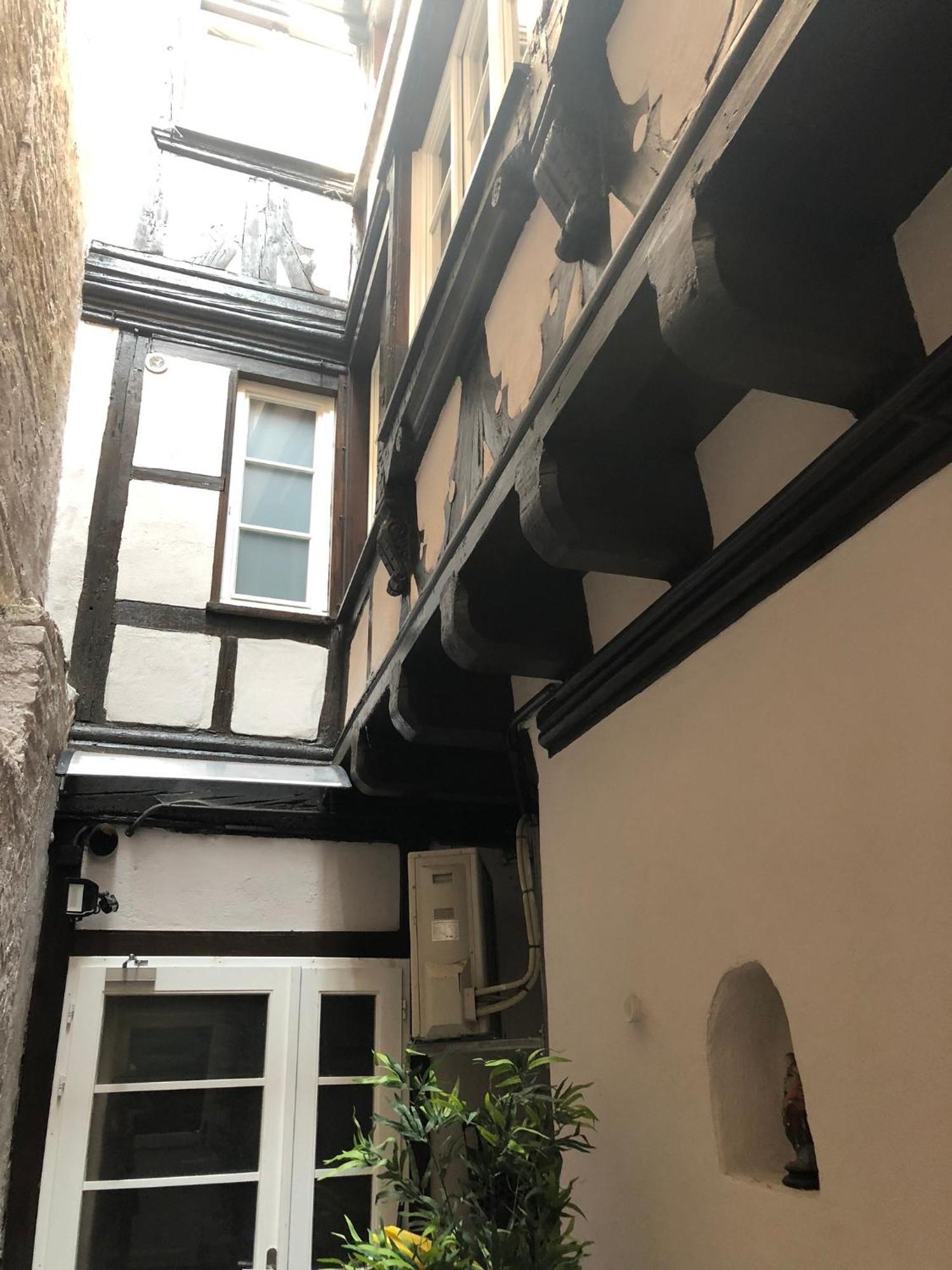 Carpe Diem Home - Au Pied De La Cathedrale Strasbourg Kültér fotó